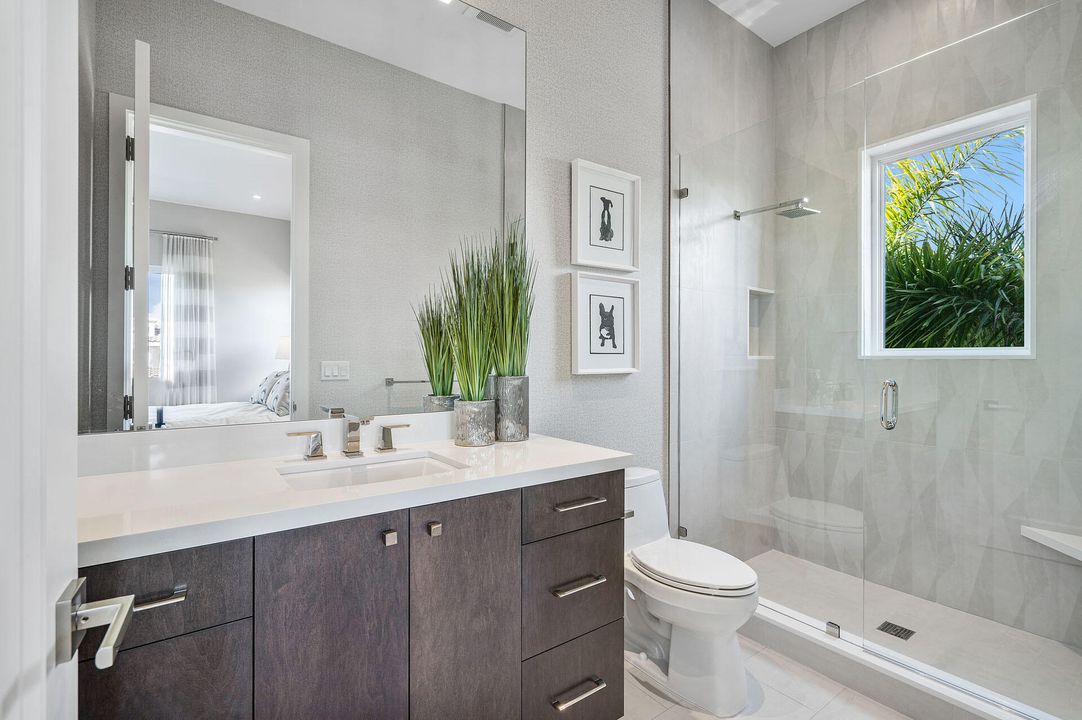 待售: $11,995,000 (5 贝兹, 6 浴室, 6109 平方英尺)