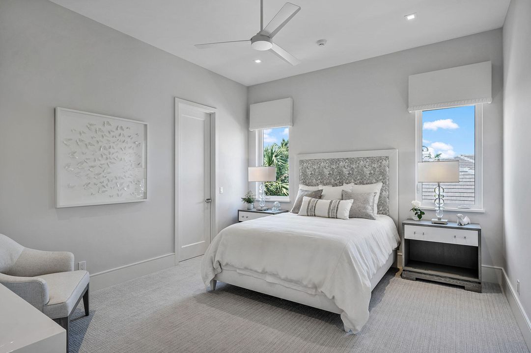 待售: $11,995,000 (5 贝兹, 6 浴室, 6109 平方英尺)