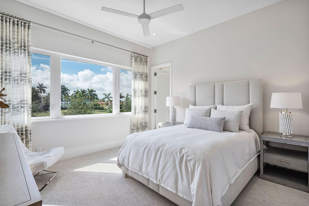 待售: $11,995,000 (5 贝兹, 6 浴室, 6109 平方英尺)