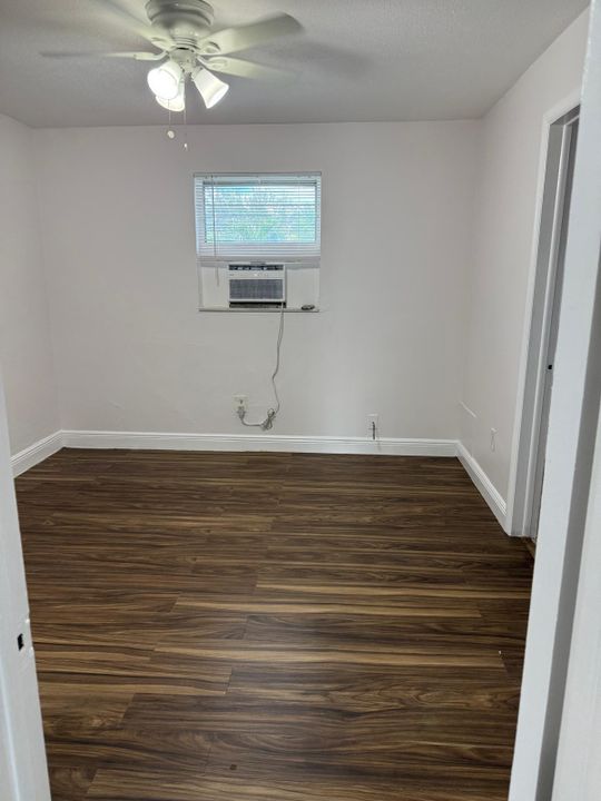 出租: $1,375 (1 贝兹, 1 浴室, 600 平方英尺)