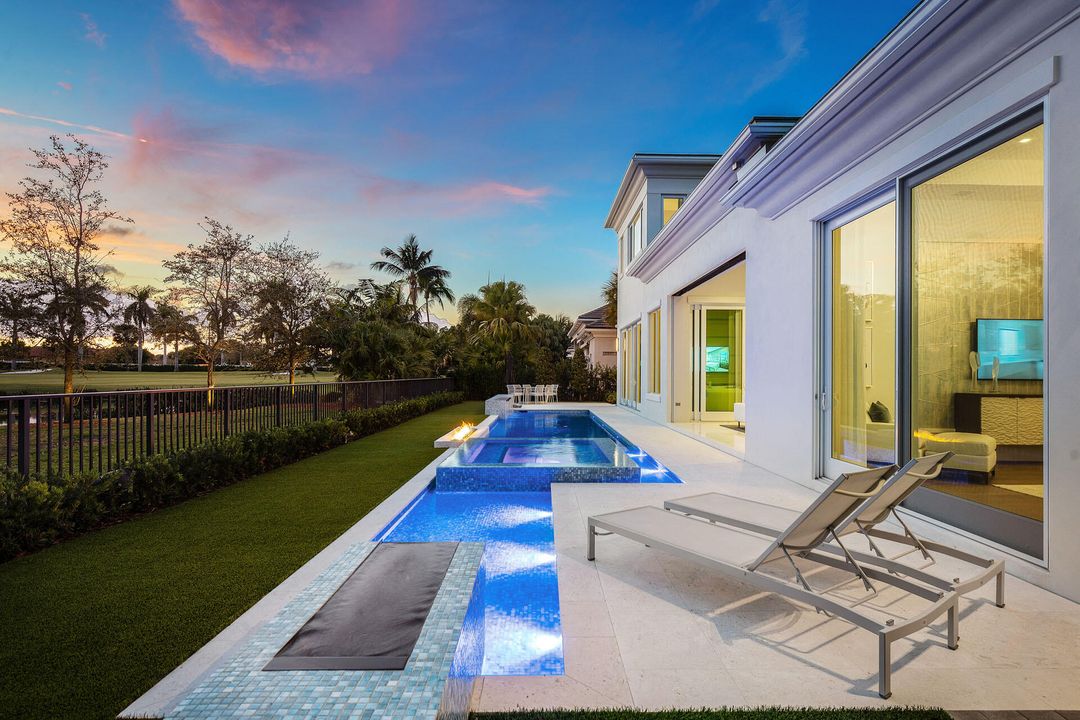 待售: $11,995,000 (5 贝兹, 6 浴室, 6109 平方英尺)