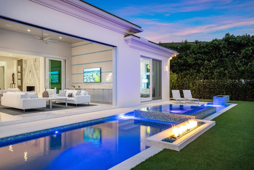 待售: $11,995,000 (5 贝兹, 6 浴室, 6109 平方英尺)