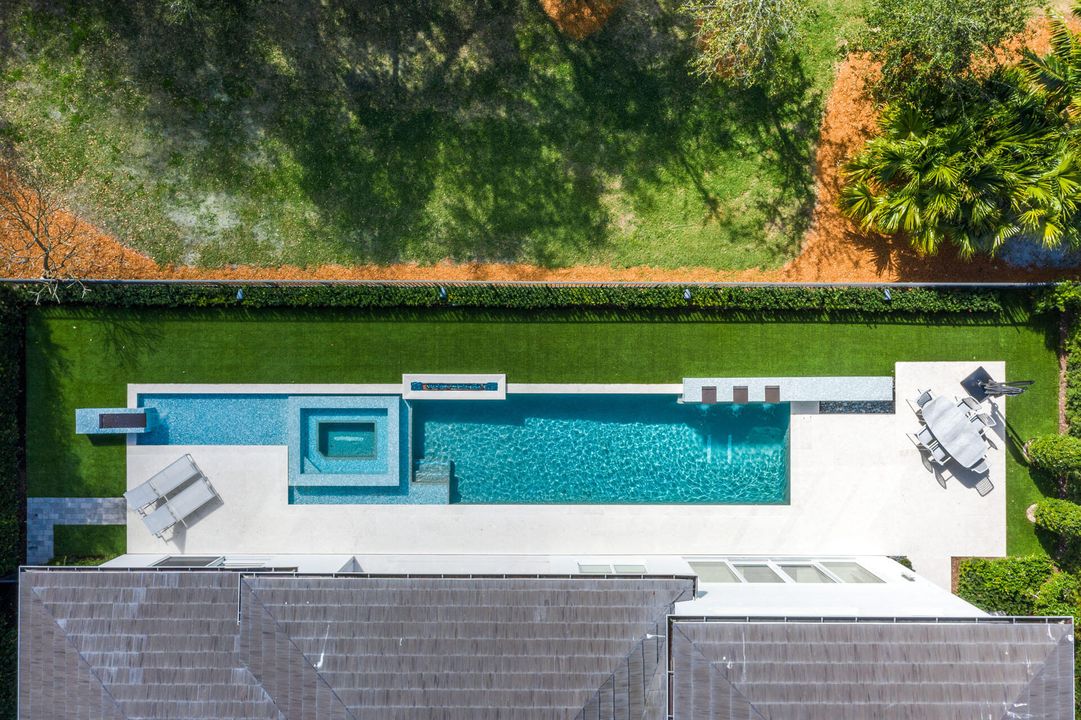 待售: $11,995,000 (5 贝兹, 6 浴室, 6109 平方英尺)