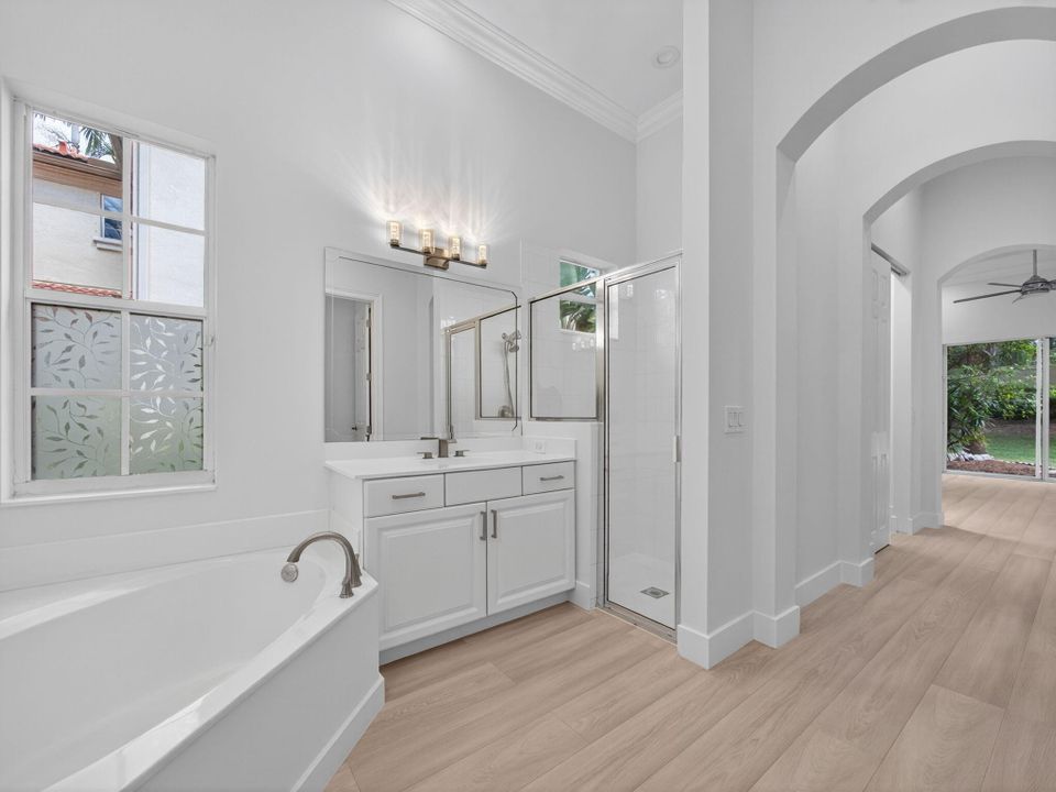 For Sale: $875,000 (3 beds, 2 baths, 1841 Square Feet)