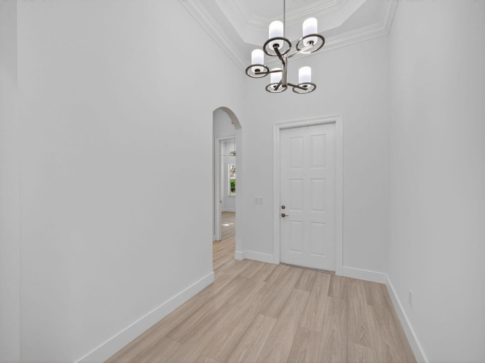 For Sale: $875,000 (3 beds, 2 baths, 1841 Square Feet)