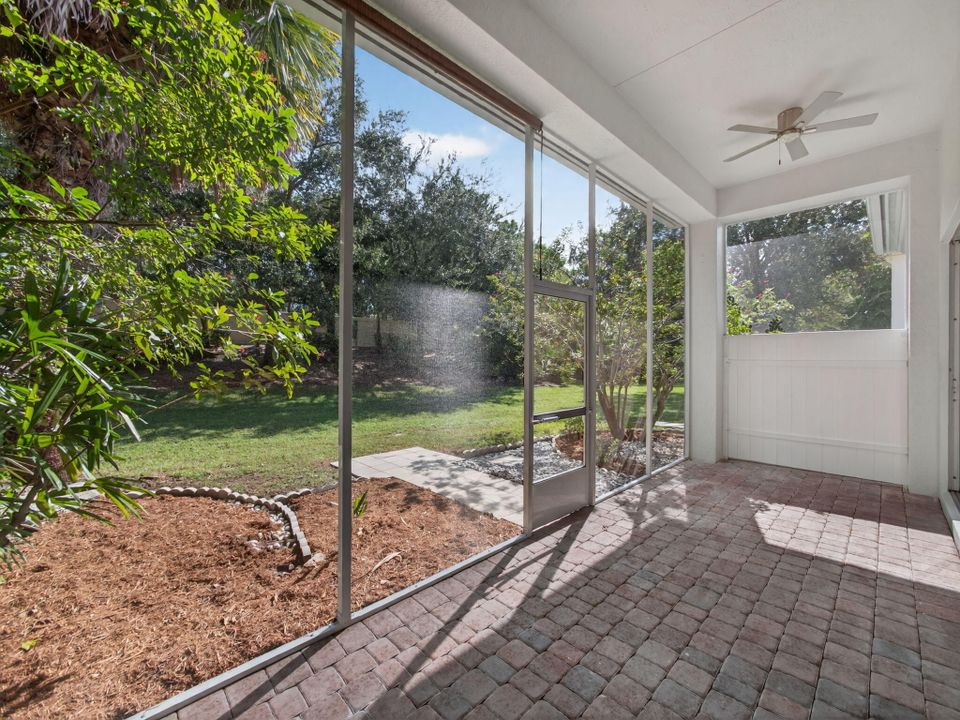 For Sale: $875,000 (3 beds, 2 baths, 1841 Square Feet)