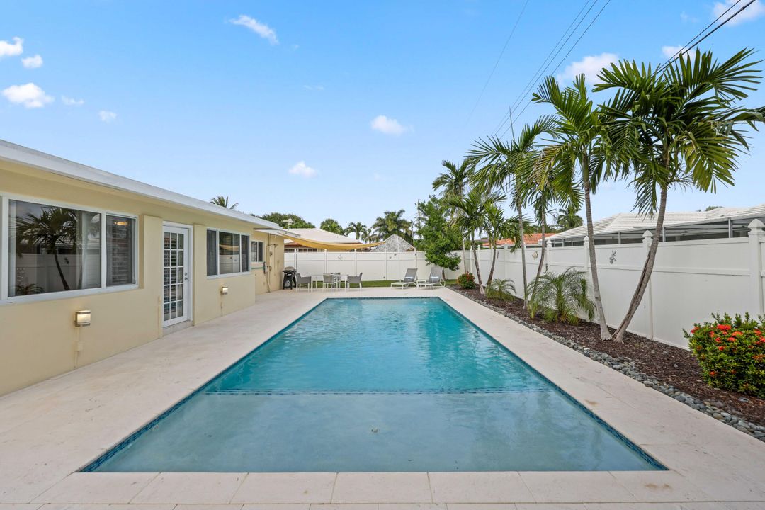 En Venta: $1,049,000 (3 camas, 2 baños, 1911 Pies cuadrados)