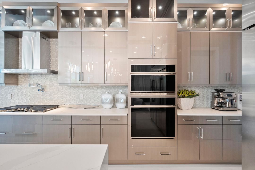 En Venta: $3,350,000 (5 camas, 5 baños, 5109 Pies cuadrados)