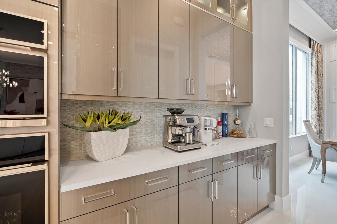 En Venta: $3,350,000 (5 camas, 5 baños, 5109 Pies cuadrados)