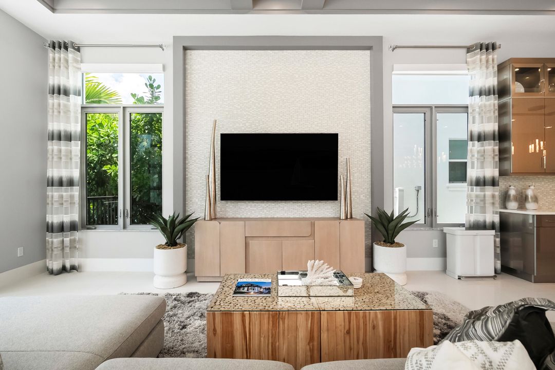 En Venta: $3,350,000 (5 camas, 5 baños, 5109 Pies cuadrados)