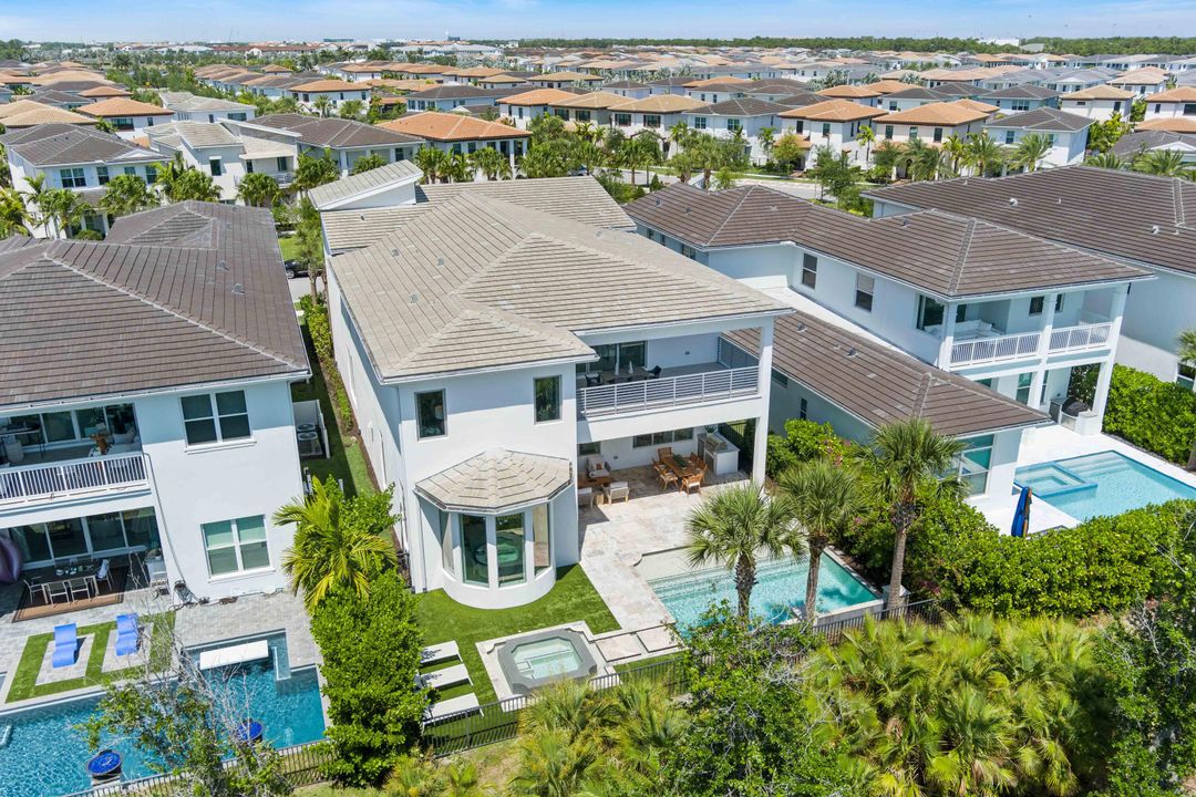 En Venta: $3,350,000 (5 camas, 5 baños, 5109 Pies cuadrados)