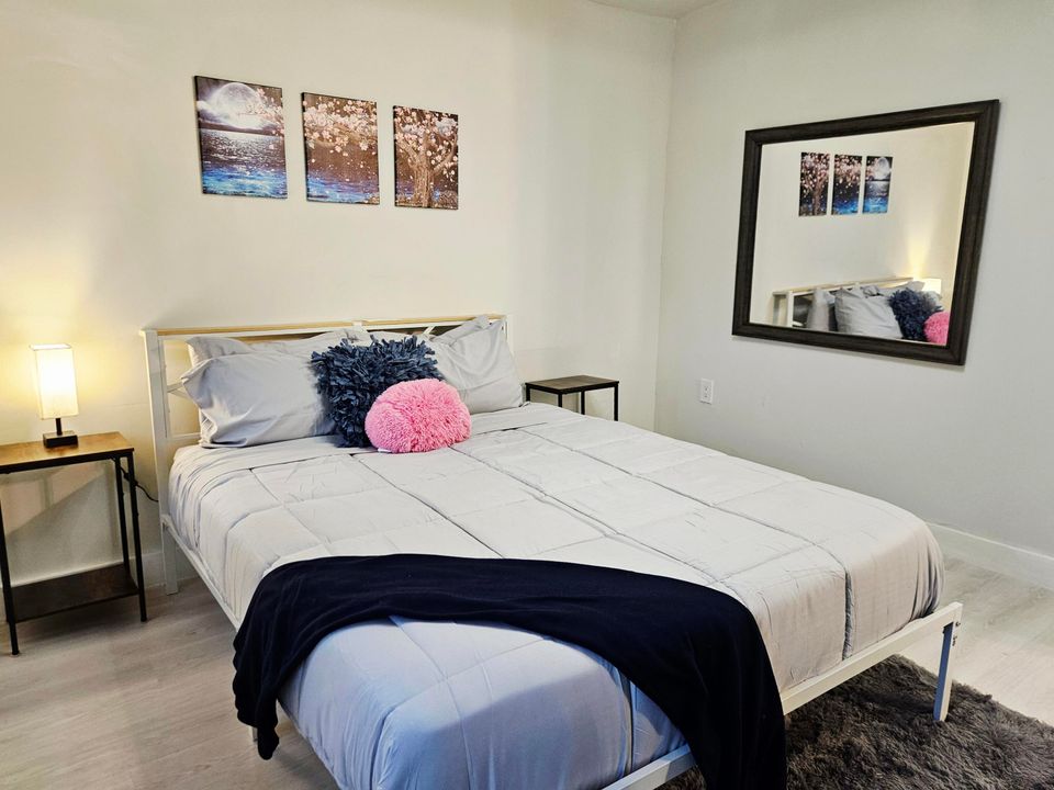 В аренду: $3,500 (3 спален, 2 ванн, 1328 Квадратных фут)