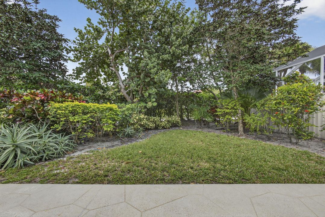 Activo con contrato: $675,000 (3 camas, 2 baños, 1467 Pies cuadrados)