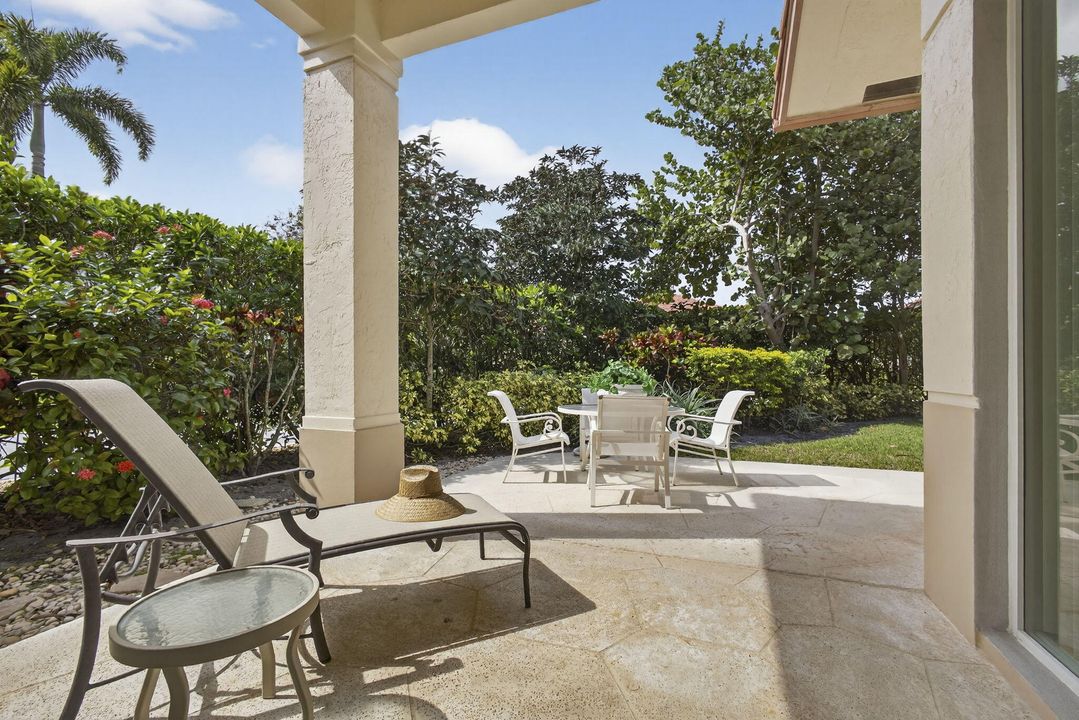 Activo con contrato: $675,000 (3 camas, 2 baños, 1467 Pies cuadrados)