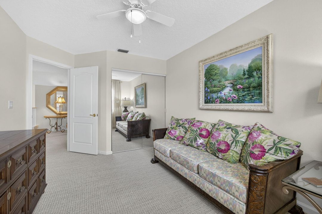 Activo con contrato: $675,000 (3 camas, 2 baños, 1467 Pies cuadrados)