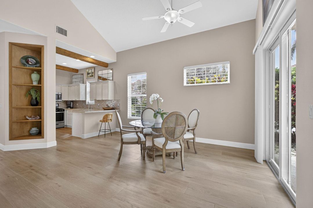 Activo con contrato: $675,000 (3 camas, 2 baños, 1467 Pies cuadrados)