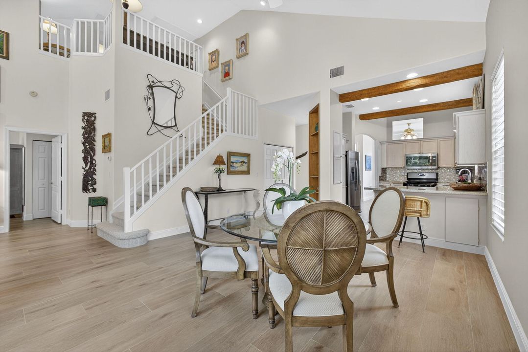 Activo con contrato: $675,000 (3 camas, 2 baños, 1467 Pies cuadrados)