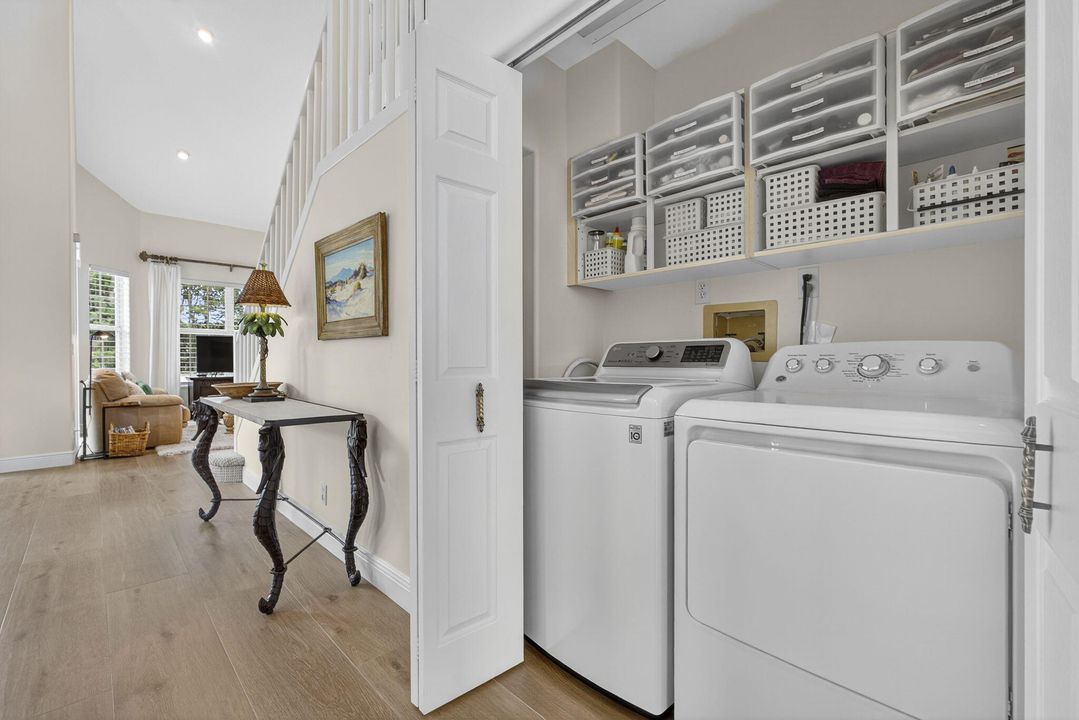 Activo con contrato: $675,000 (3 camas, 2 baños, 1467 Pies cuadrados)