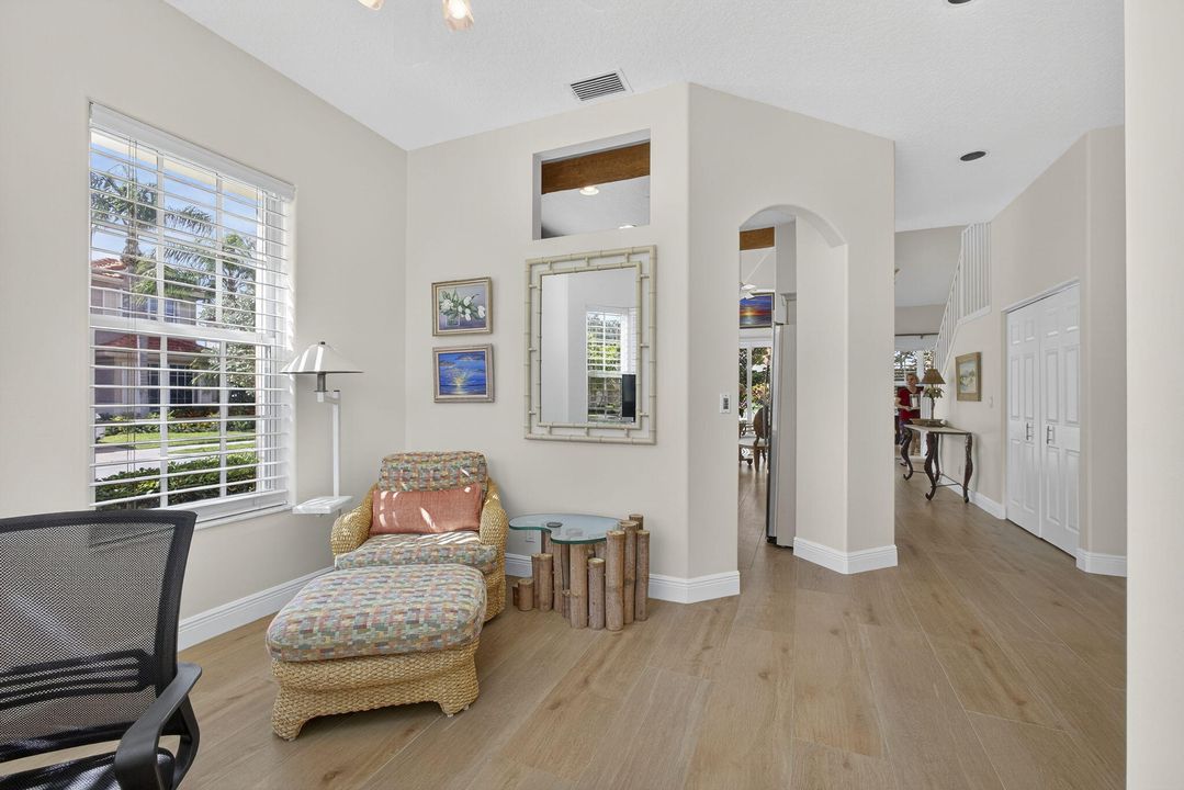 Activo con contrato: $675,000 (3 camas, 2 baños, 1467 Pies cuadrados)