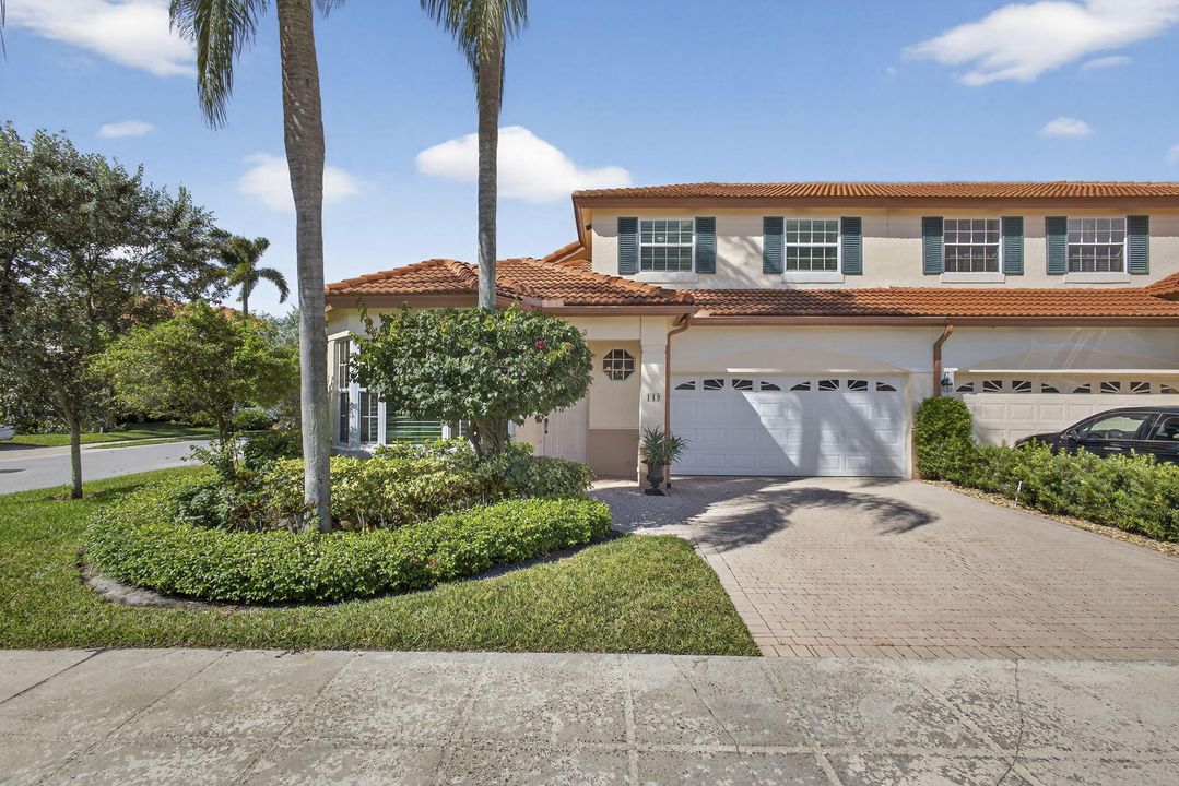 Activo con contrato: $675,000 (3 camas, 2 baños, 1467 Pies cuadrados)