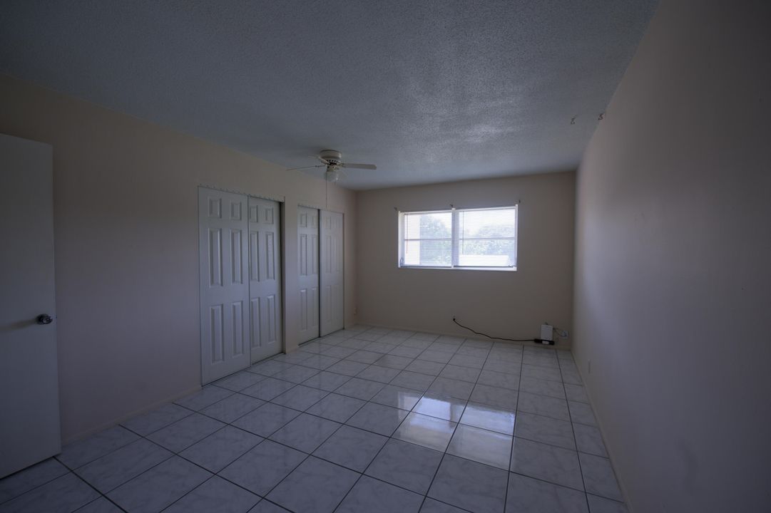 For Sale: $75,000 (1 beds, 1 baths, 624 Square Feet)