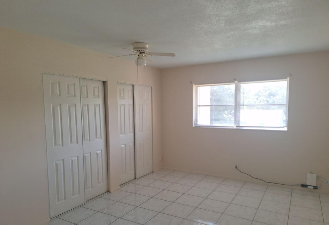 For Sale: $75,000 (1 beds, 1 baths, 624 Square Feet)