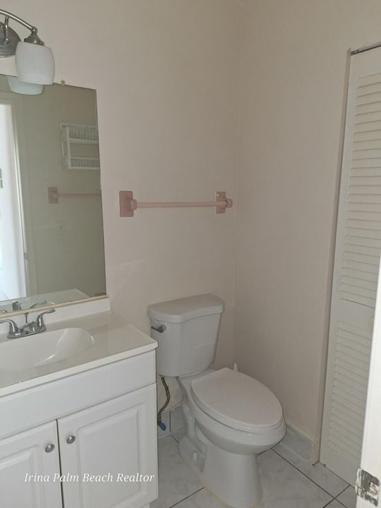 For Sale: $75,000 (1 beds, 1 baths, 624 Square Feet)