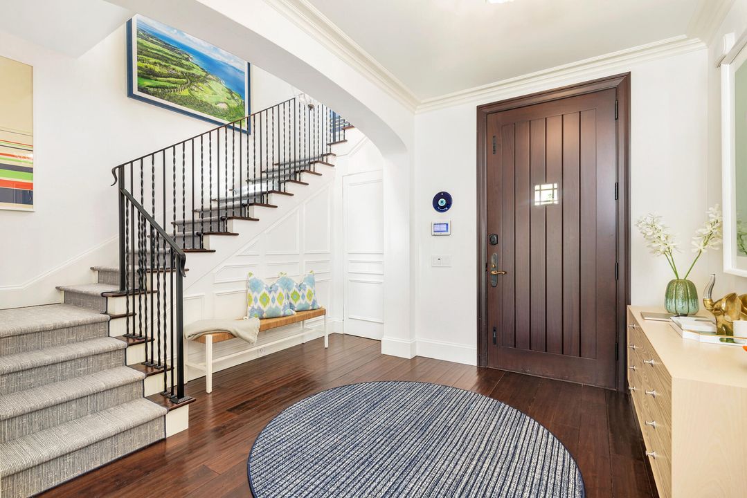 For Sale: $12,550,000 (9 beds, 7 baths, 7261 Square Feet)