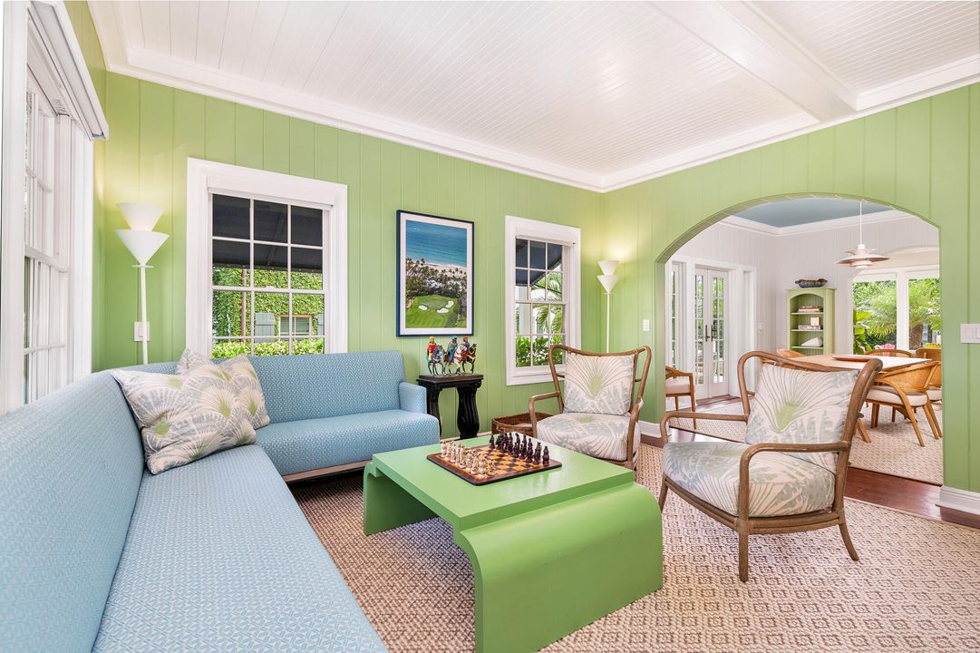 For Sale: $12,550,000 (9 beds, 7 baths, 7261 Square Feet)