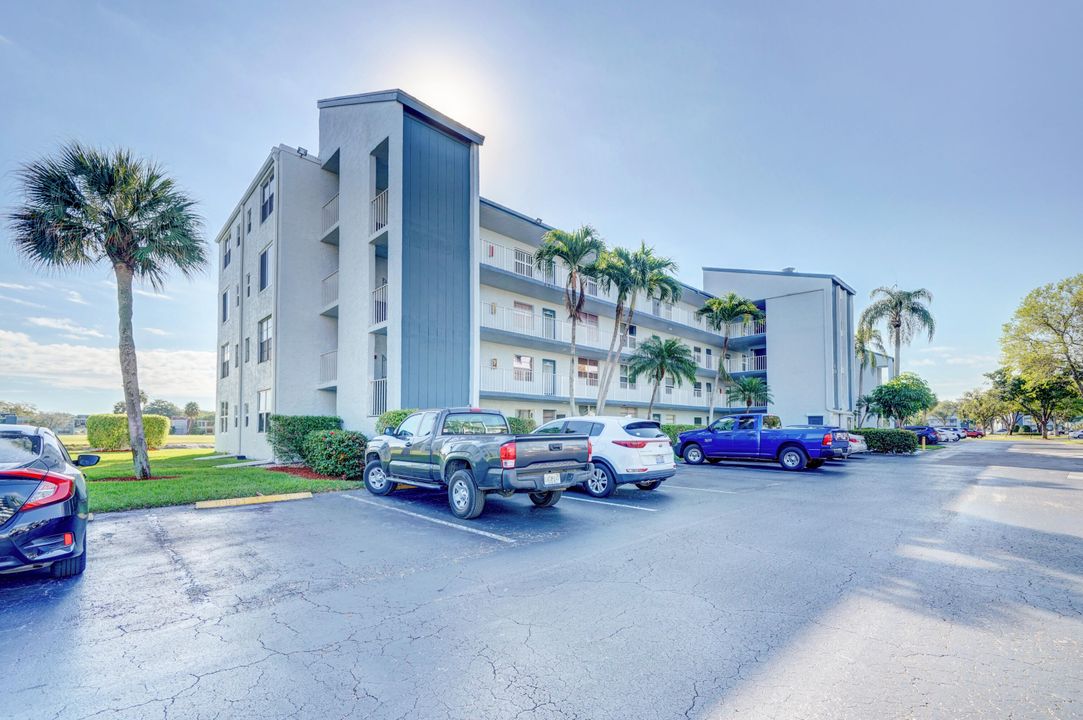 En Renta: $1,700 (2 camas, 2 baños, 1000 Pies cuadrados)