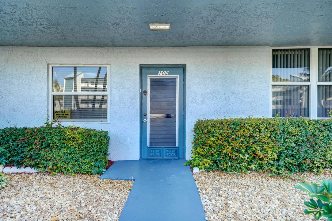 En Renta: $1,700 (2 camas, 2 baños, 1000 Pies cuadrados)