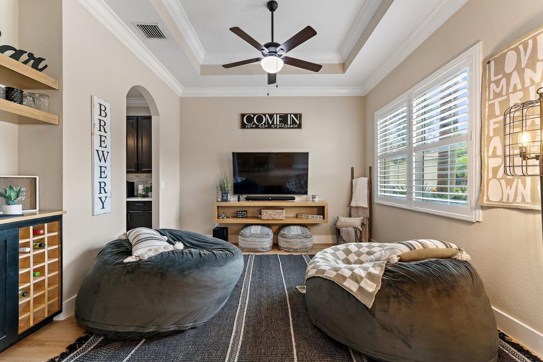 Active With Contract: $699,000 (3 beds, 2 baths, 2039 Square Feet)