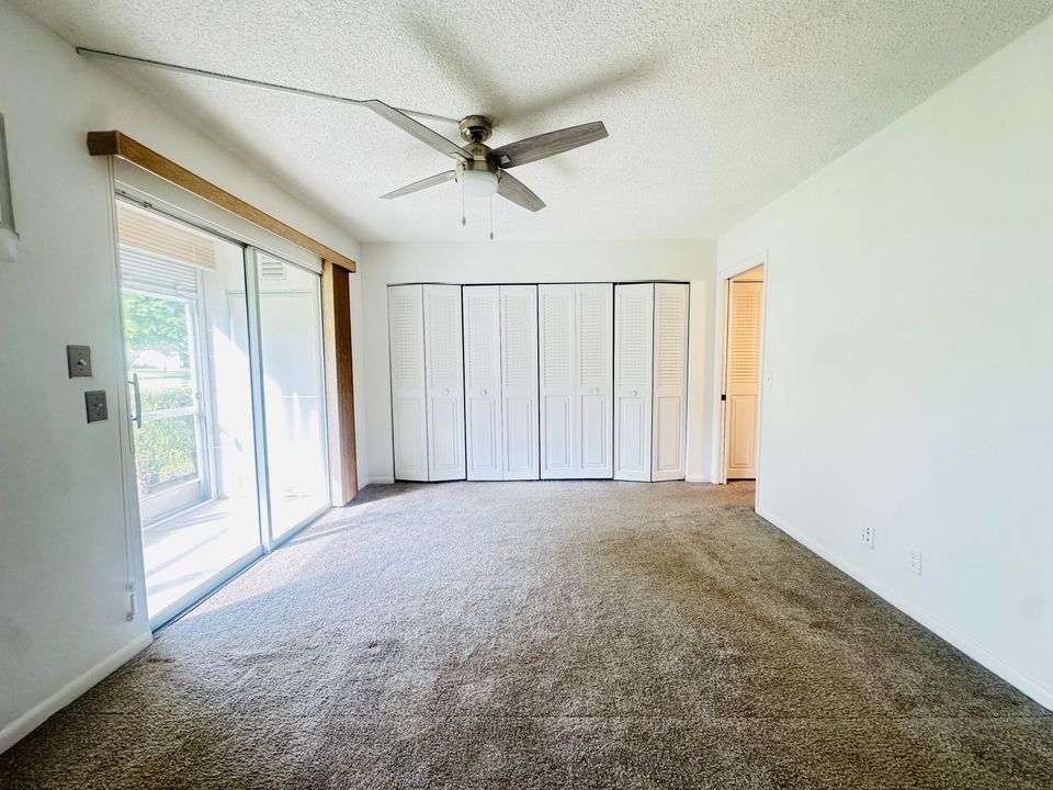 В аренду: $1,300 (1 спален, 1 ванн, 720 Квадратных фут)