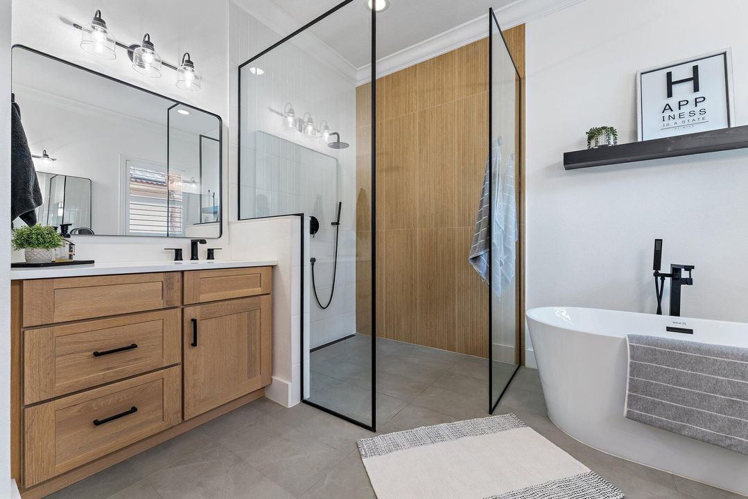 Active With Contract: $699,000 (3 beds, 2 baths, 2039 Square Feet)