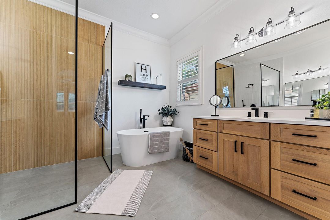 Active With Contract: $699,000 (3 beds, 2 baths, 2039 Square Feet)