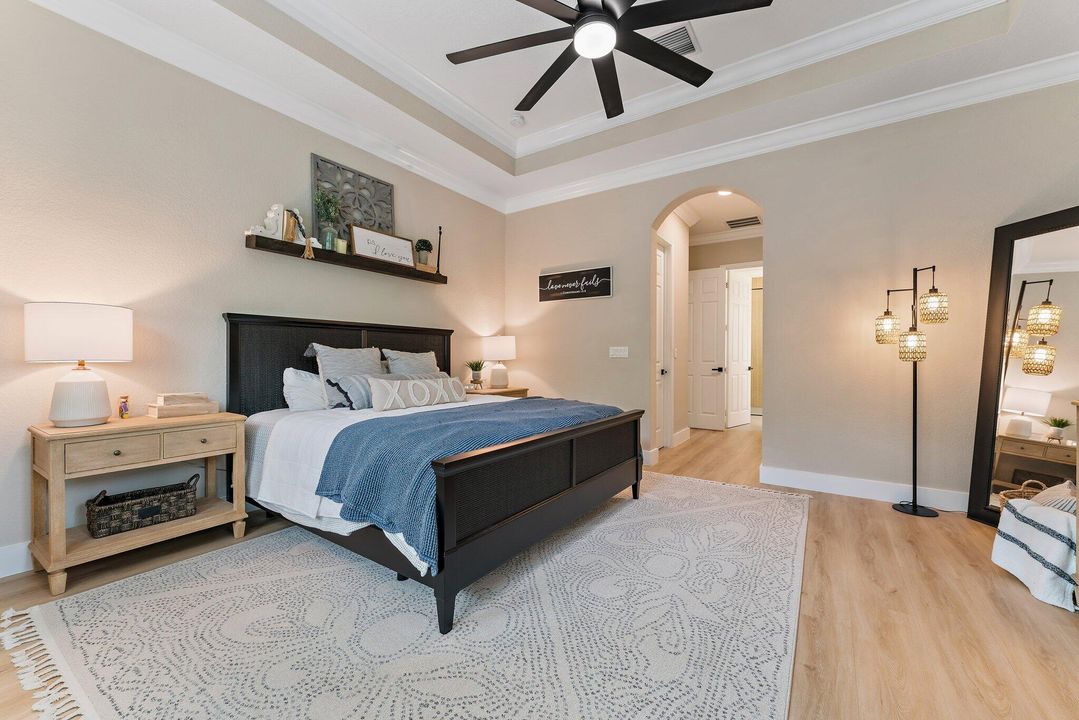 Active With Contract: $699,000 (3 beds, 2 baths, 2039 Square Feet)