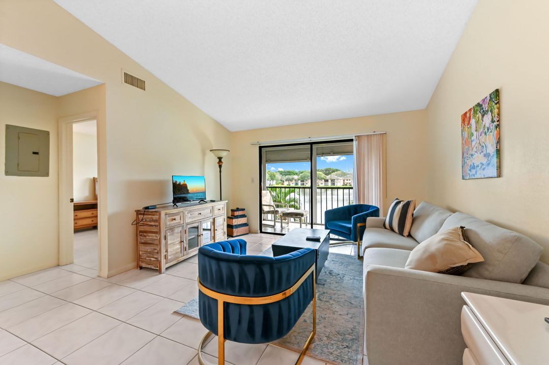 En Renta: $2,050 (2 camas, 2 baños, 1150 Pies cuadrados)