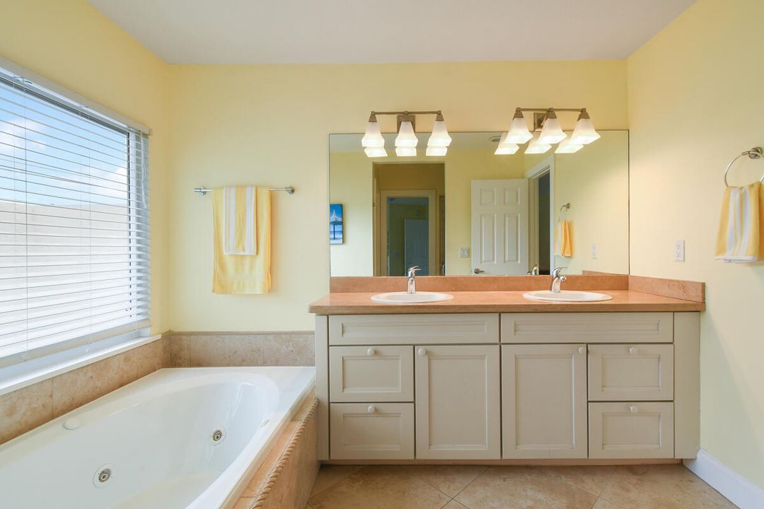 Activo con contrato: $1,395,000 (3 camas, 2 baños, 1782 Pies cuadrados)