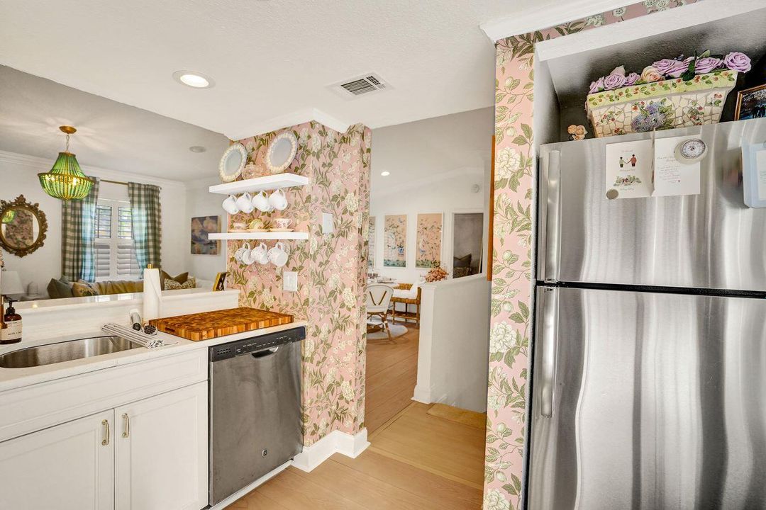 En Venta: $315,000 (2 camas, 2 baños, 1111 Pies cuadrados)