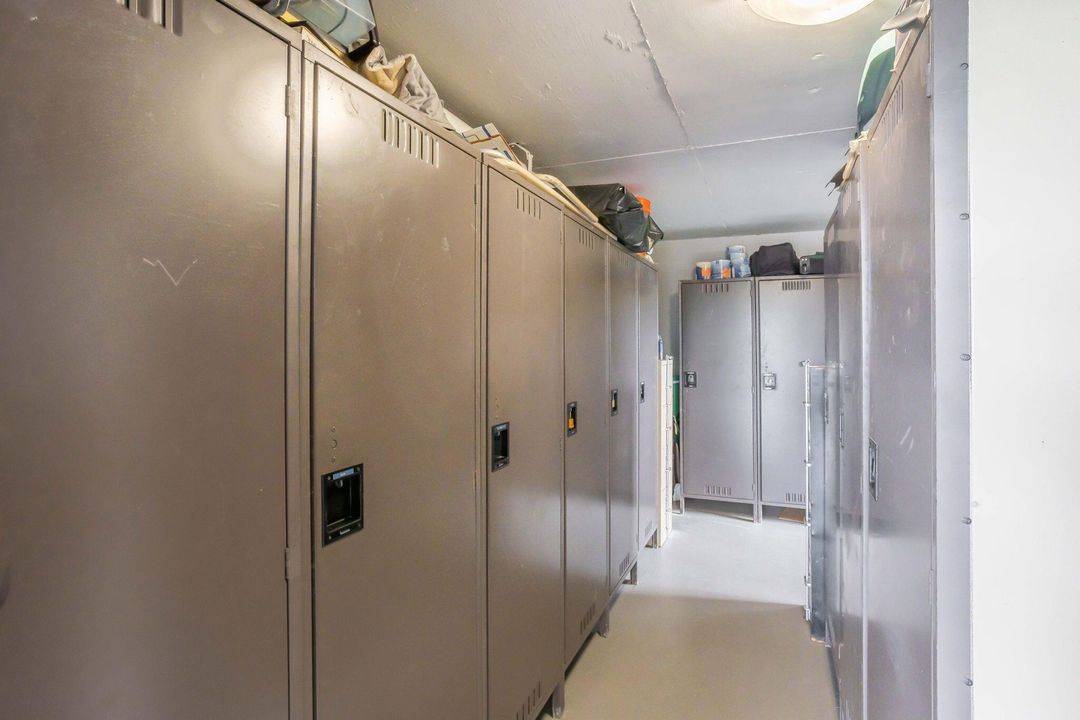 待售: $309,555 (3 贝兹, 3 浴室, 1550 平方英尺)