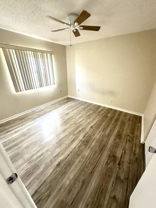 For Rent: $1,900 (2 beds, 2 baths, 1148 Square Feet)