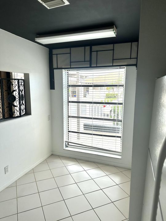 For Rent: $1,900 (2 beds, 2 baths, 1148 Square Feet)