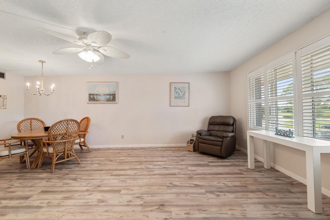 En Venta: $230,000 (2 camas, 2 baños, 1044 Pies cuadrados)