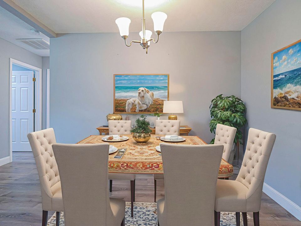 Active With Contract: $289,000 (2 beds, 2 baths, 1440 Square Feet)