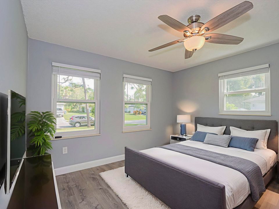 Active With Contract: $289,000 (2 beds, 2 baths, 1440 Square Feet)