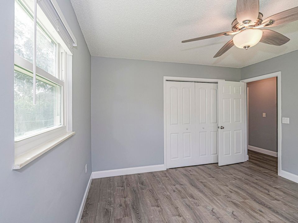 Active With Contract: $289,000 (2 beds, 2 baths, 1440 Square Feet)