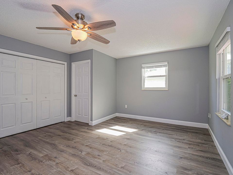 Active With Contract: $289,000 (2 beds, 2 baths, 1440 Square Feet)