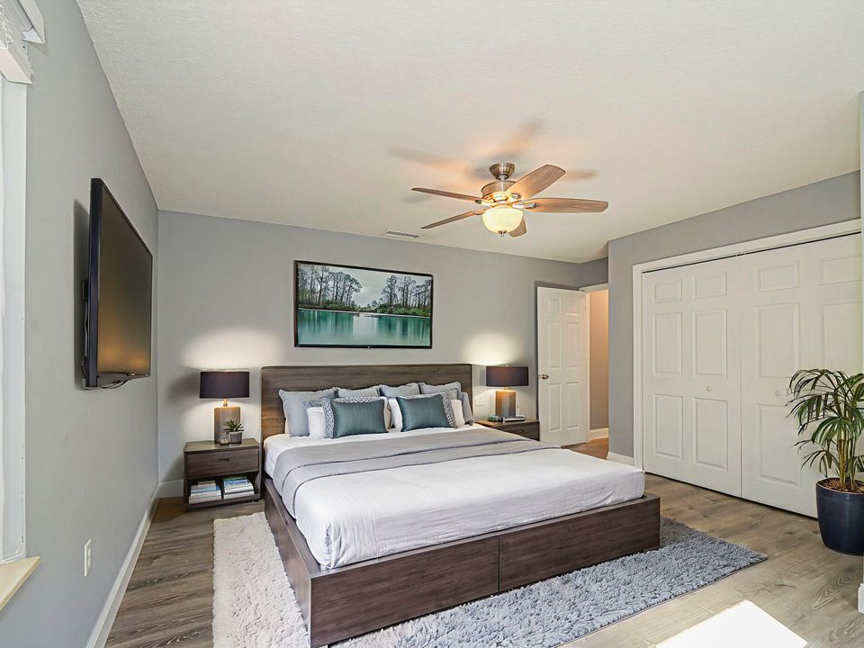 Active With Contract: $289,000 (2 beds, 2 baths, 1440 Square Feet)