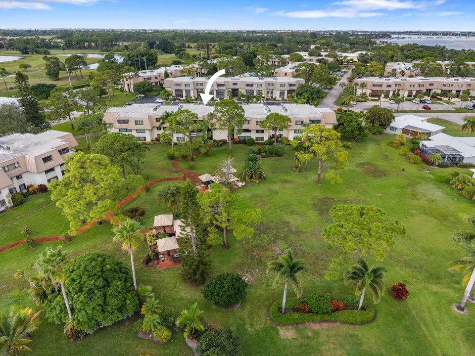 En Venta: $230,000 (2 camas, 2 baños, 1044 Pies cuadrados)