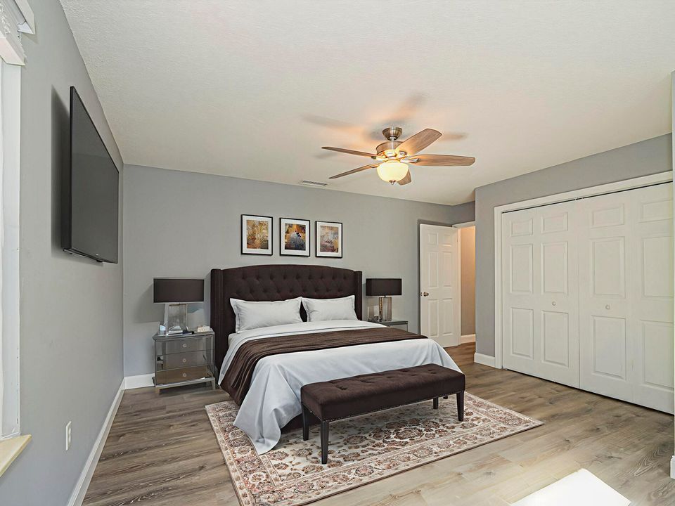 Active With Contract: $289,000 (2 beds, 2 baths, 1440 Square Feet)